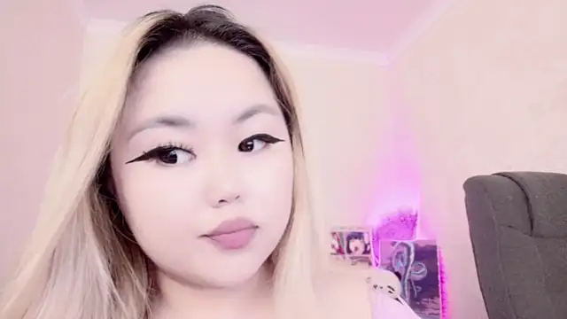 amelia sunlight online show from 02.25.25