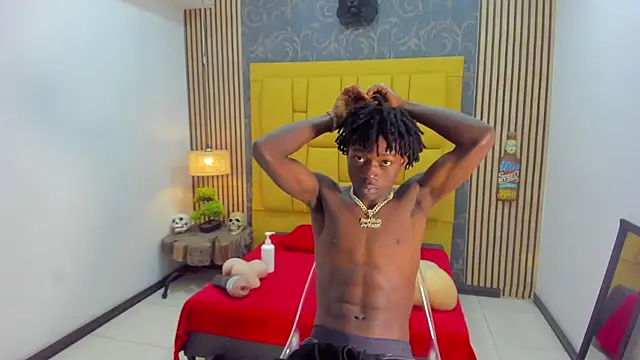 Snapshot of chimi88 chatting on 12.20.25 chimi88 online show from 12.20.25