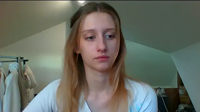 LUNA delight online show from 01.03.25