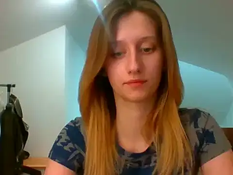 LUNA delight online show from 02.17.25