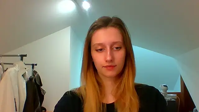 LUNA delight online show from 03.05.25