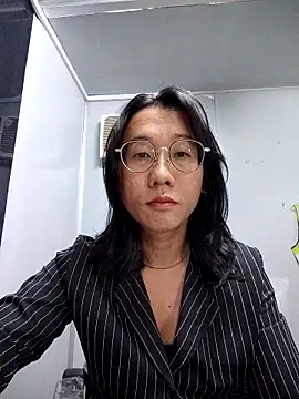 Snapshot of shampoo chatting on 05.06.26 shampoo online show from 05.06.26