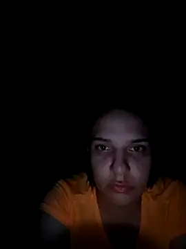 Snapshot of Laurencraft chatting on 05.18.26 Laurencraft online show from 05.18.26