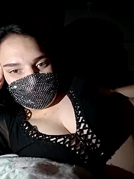 Snapshot of Laurencraft chatting on 06.15.26 Laurencraft online show from 06.15.26