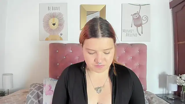 Snapshot of CelessteRedds chatting on 10.08.25 CelessteRedds online show from 10.08.25