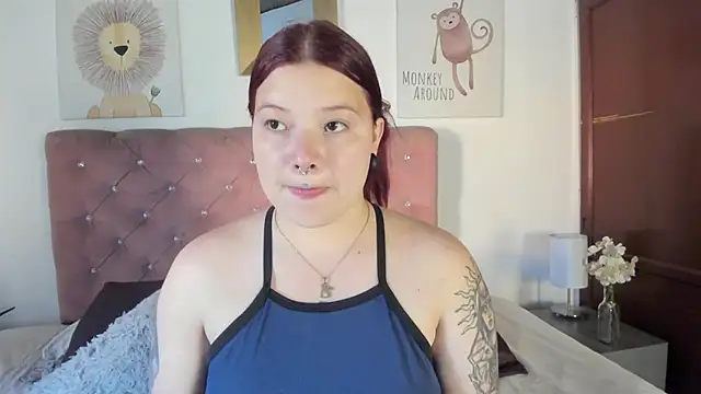 Snapshot of CelessteRedds chatting on 11.22.25 CelessteRedds online show from 11.22.25