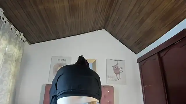 Snapshot of CelessteRedds chatting on 12.02.25 CelessteRedds online show from 12.02.25