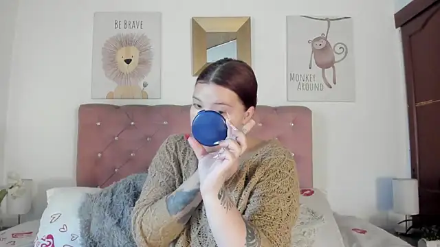 Snapshot of CelessteRedds chatting on 12.17.25 CelessteRedds online show from 12.17.25