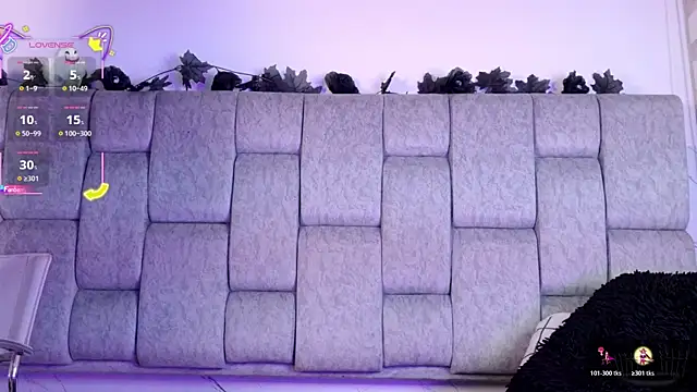 Alice noir online show from 10.23.25