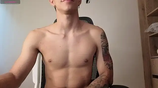 Cristopher23  online show from 10.03.25