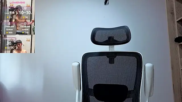 Cristopher23  online show from 11.19.25