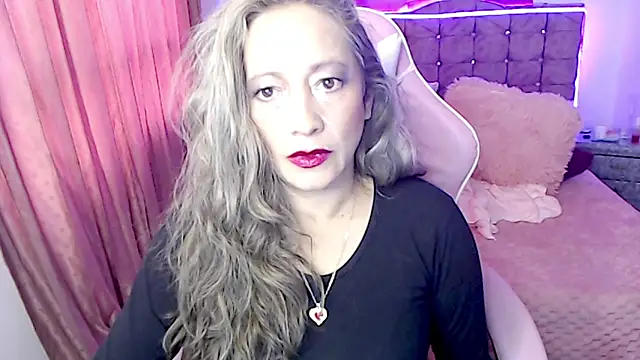 Snapshot of Melanyy_100 chatting on 09.16.25 Melanyy 100 online show from 09.16.25