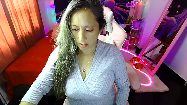 Melanyy 100 online show from 03.24.26