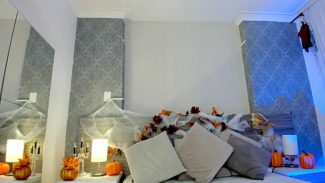 Mistyca online show from 10.25.25