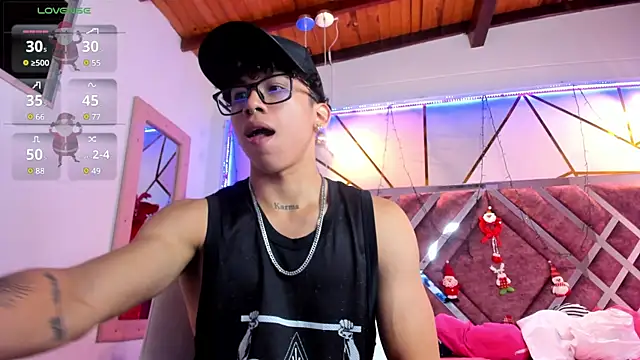 AkazaBoy  online show from 12.21.24