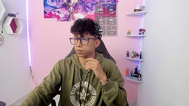 AkazaBoy  online show from 01.12.25