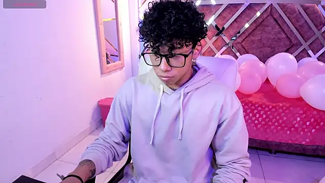 AkazaBoy  online show from 03.15.25