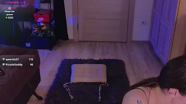 Snapshot of Space_X_Roxy_ chatting on 12.01.24 Space X Roxy  online show from 12.01.24