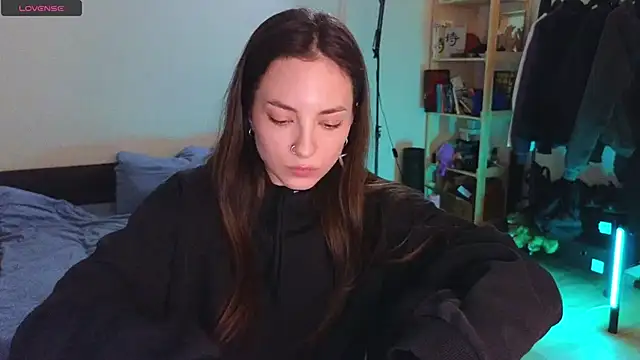 Snapshot of Space_X_Roxy_ chatting on 03.03.25 Space X Roxy  online show from 03.03.25