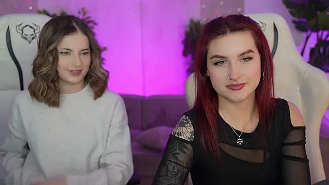 Magnetic Mia  online show from 03.12.25