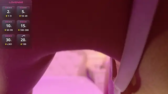 Snapshot of SamanthaPierce chatting on 02.21.26 SamanthaPierce online show from 02.21.26