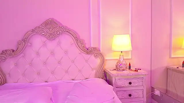 Snapshot of SamanthaPierce chatting on 02.25.26 SamanthaPierce online show from 02.25.26