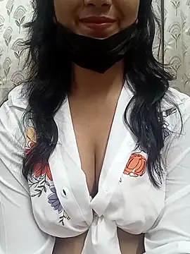 Snapshot of Indian_Jaan chatting on 03.07.25 Indian Jaan online show from 03.07.25