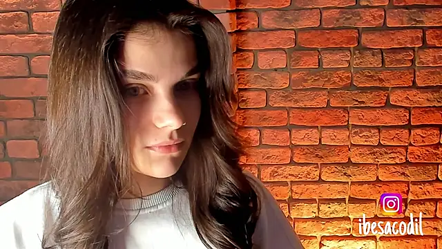 adriana allien online show from 01.12.25