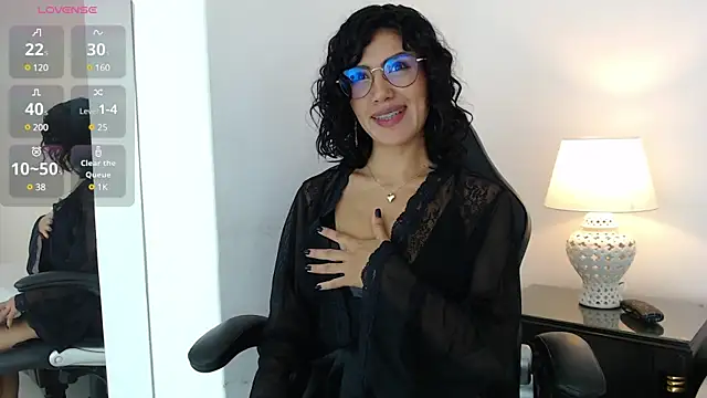 LeeThompson  online show from 12.21.24