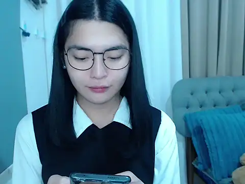 Snapshot of zhaviahale21 chatting on 10.12.25 zhaviahale21 online show from 10.12.25