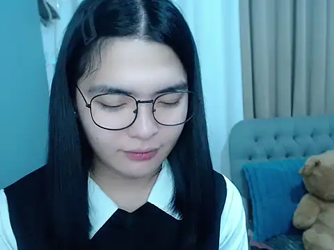Snapshot of zhaviahale21 chatting on 10.14.25 zhaviahale21 online show from 10.14.25