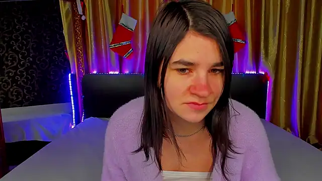  Polly Love  online show from 02.02.26