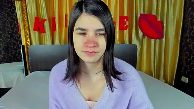  Polly Love  online show from 02.11.26