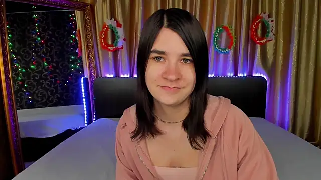  Polly Love  online show from 04.10.26