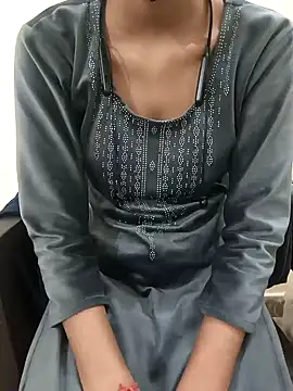 Snapshot of Aradhna_cute chatting on 01.15.25 Aradhna cute online show from 01.15.25