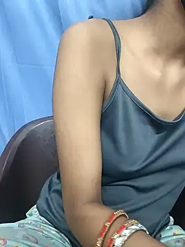 Snapshot of Aradhna_cute chatting on 02.05.25 Aradhna cute online show from 02.05.25