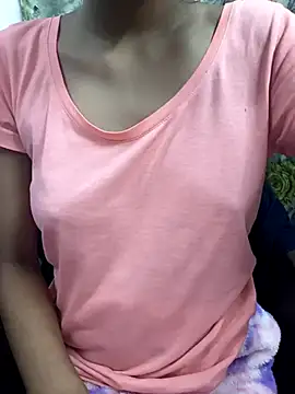 Snapshot of Aradhna_cute chatting on 02.07.25 Aradhna cute online show from 02.07.25