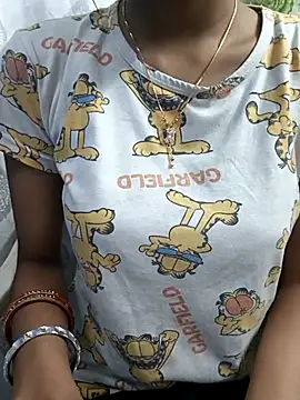 Snapshot of Aradhna_cute chatting on 02.10.25 Aradhna cute online show from 02.10.25