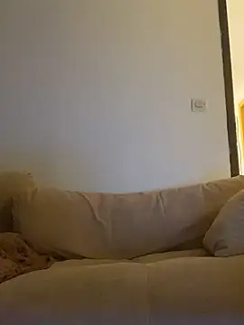 Melinastarr online show from 10.24.25