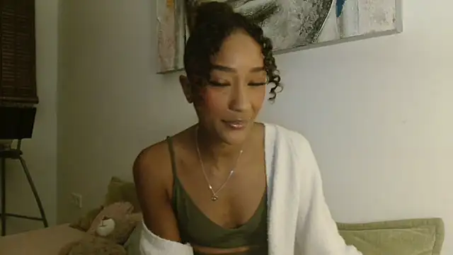 Snapshot of Leilaswe chatting on 12.06.24 Leilaswe online show from 12.06.24