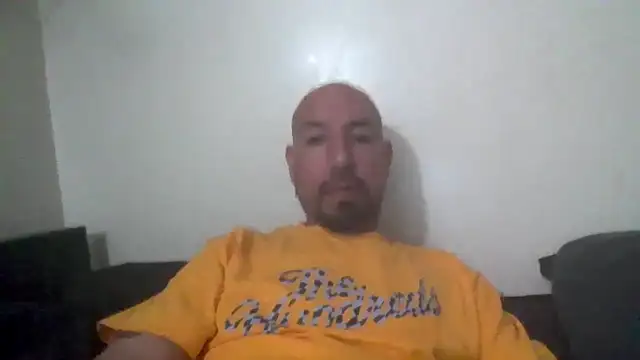 Snapshot of nakedtony81 chatting on 04.04.26 nakedtony81 online show from 04.04.26