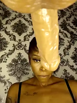 DickDiva1 online show from 02.18.25