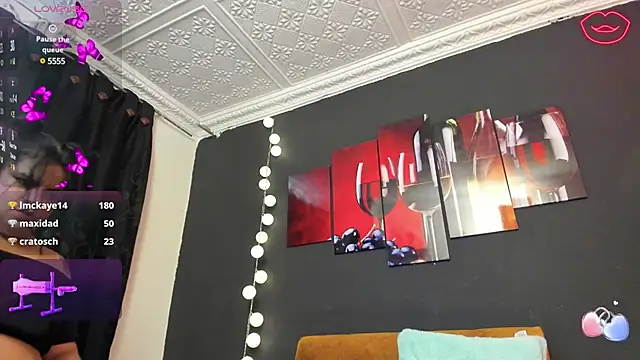 Snapshot of emma_sexxy chatting on 03.05.25 emma sexxy online show from 03.05.25