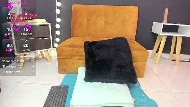 Snapshot of emma_sexxy chatting on 03.11.25 emma sexxy online show from 03.11.25