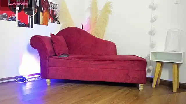 Snapshot of emma_sexxy chatting on 02.13.26 emma sexxy online show from 02.13.26