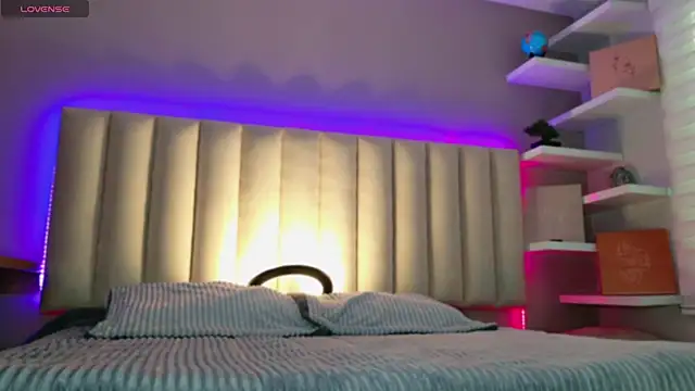 Megan mooree  online show from 11.11.25