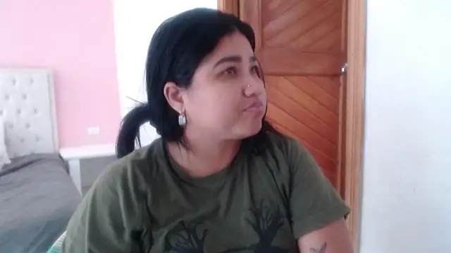 Snapshot of Gabycutee chatting on 02.06.26 Gabycutee online show from 02.06.26