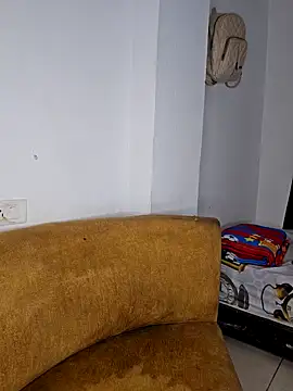 Snapshot of Antonella2_m chatting on 12.19.24 Antonella2 m online show from 12.19.24