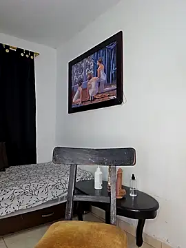 Snapshot of Antonella2_m chatting on 01.27.25 Antonella2 m online show from 01.27.25