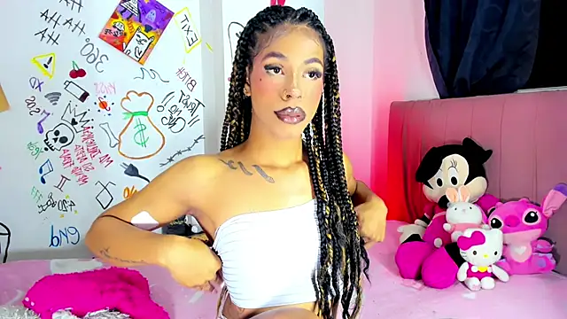 Snapshot of bloom444 chatting on 02.20.26 bloom444 online show from 02.20.26